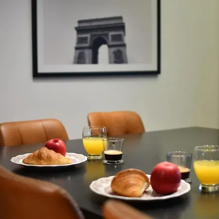 Luxurious 3br Near Champs Elysees Parisian Charm Апартаменты